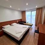 Family Serenity Palace Hotel Achtopol