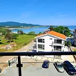 Family Serenity Palace Хотел
