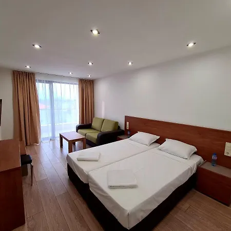 Family Serenity Palace 아크토폴
