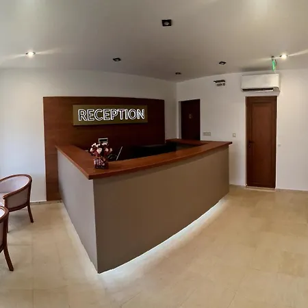 Hotell Family Serenity Palace *